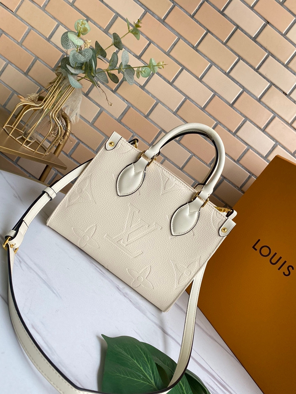 ルイヴィトンバッグ正面デザイン